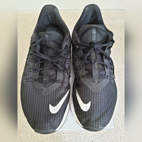 Nike Shoes - NIKE Running 10 Black